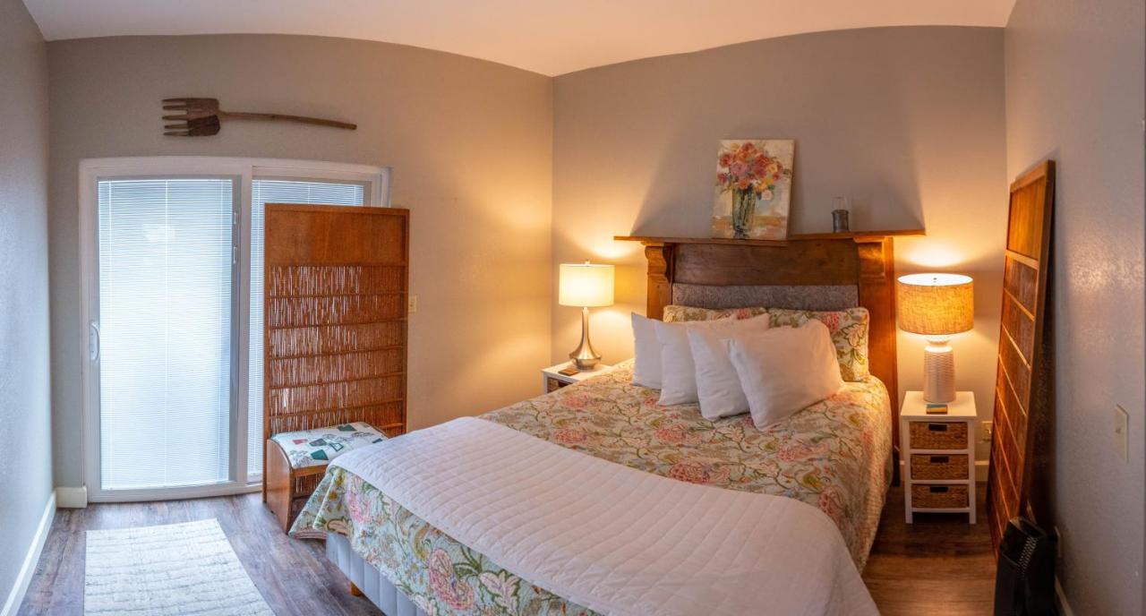 אסטוריה Clementine'S Guest House & Vacation Rentals מראה חיצוני תמונה